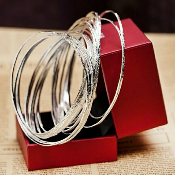Jewelry - 5 925 Sterling Silver Thin Etched Bangles